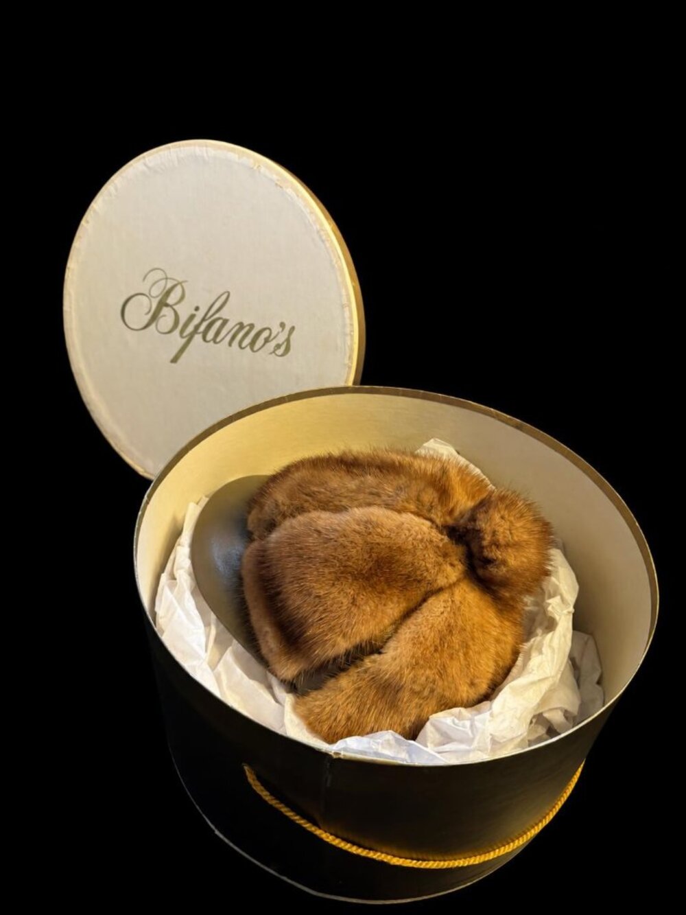 Ladies Bifano's Vintage (60's-70's) Mink Fur Hat with Box - Picture 3 of 6